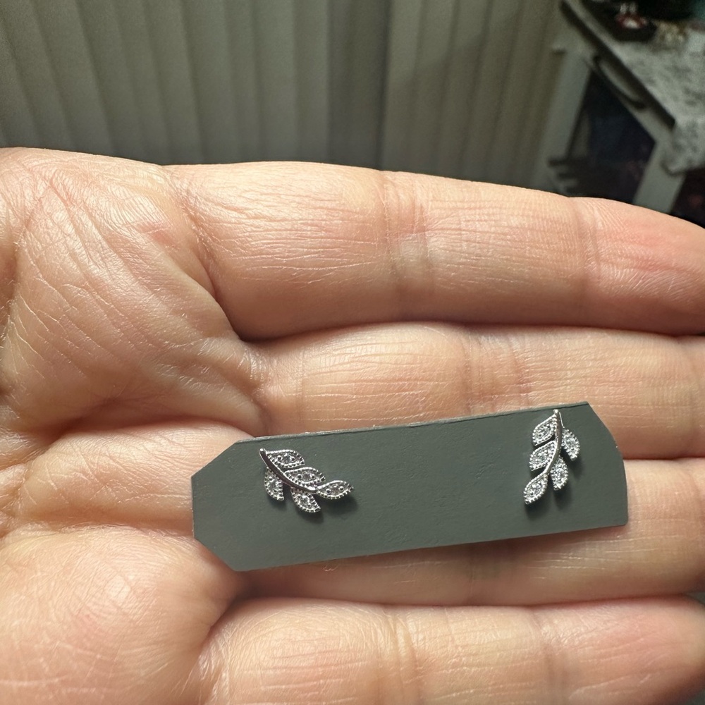 Silver Leaf Earrings